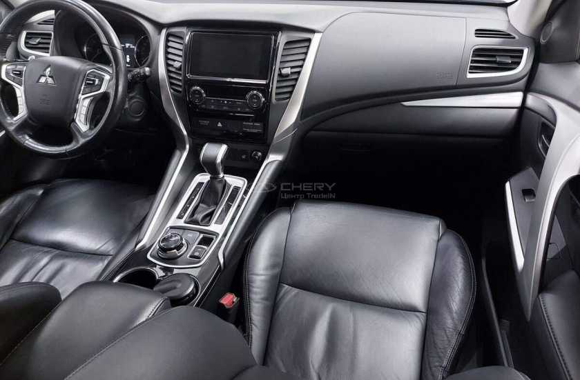 Mitsubishi Pajero Sport