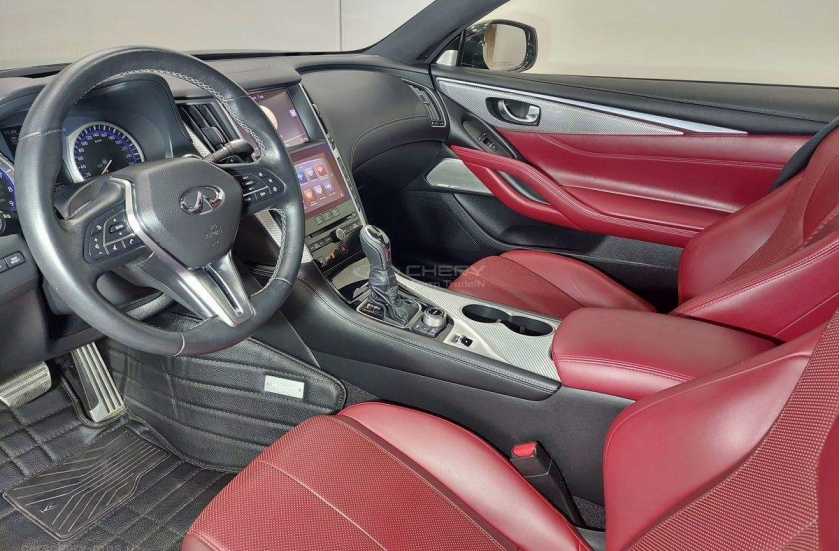 Infiniti Q60
