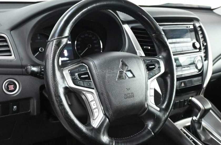 Mitsubishi Pajero Sport