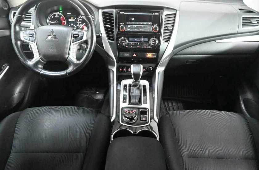 Mitsubishi Pajero Sport