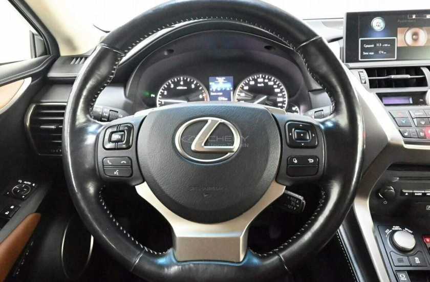 Lexus NX