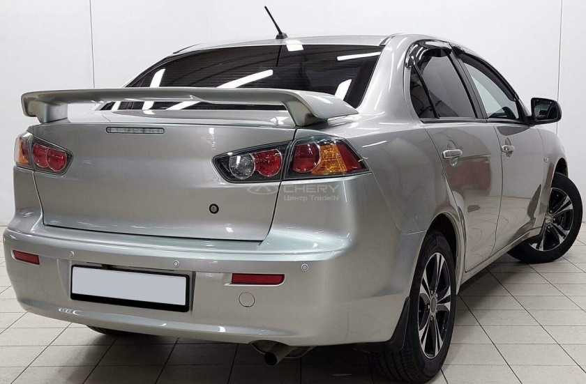Mitsubishi Lancer