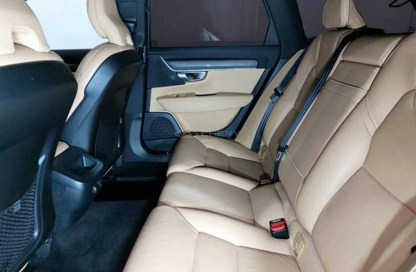 Volvo V90 Cross Country