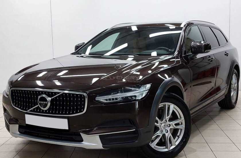 Volvo V90 Cross Country