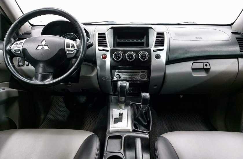 Mitsubishi Pajero Sport