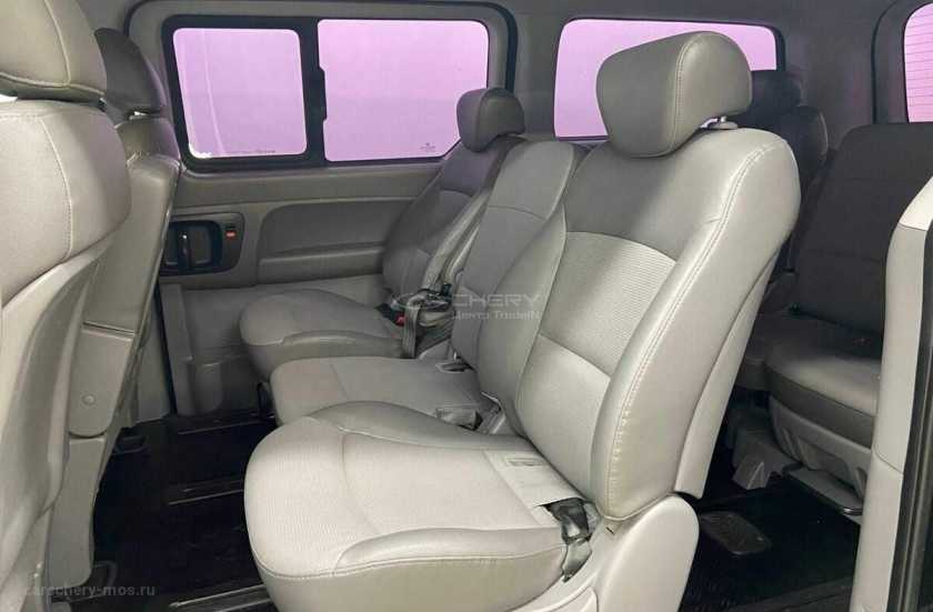 Hyundai Grand Starex