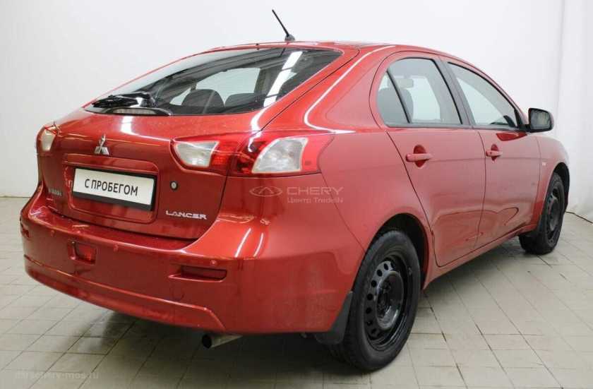 Mitsubishi Lancer