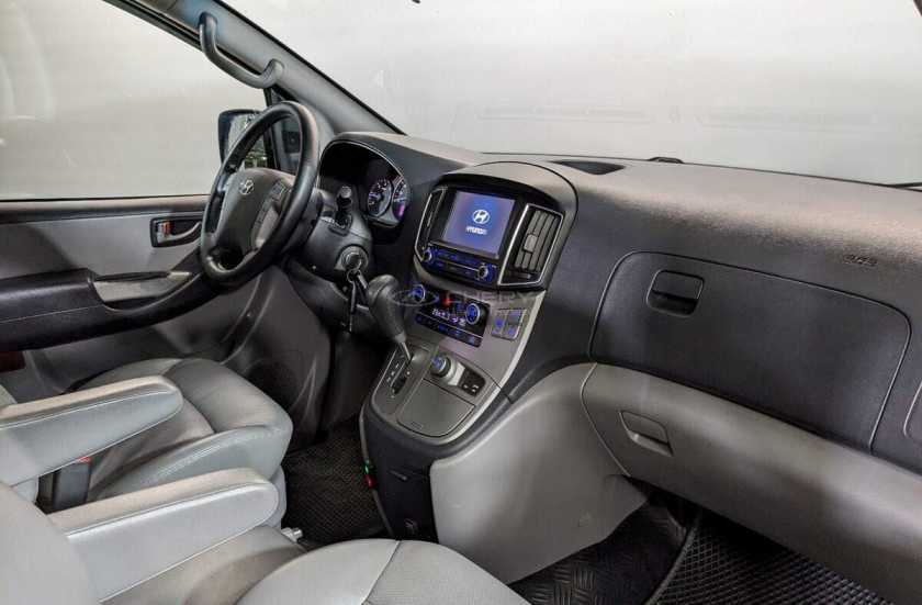 Hyundai Grand Starex