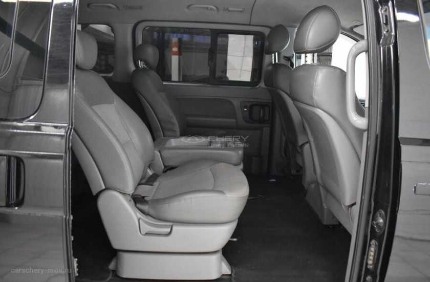 Hyundai Grand Starex