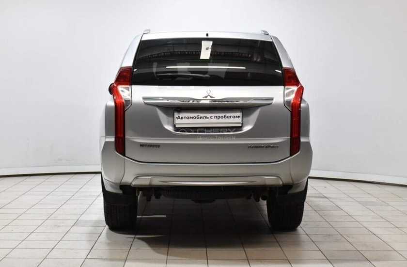 Mitsubishi Pajero Sport