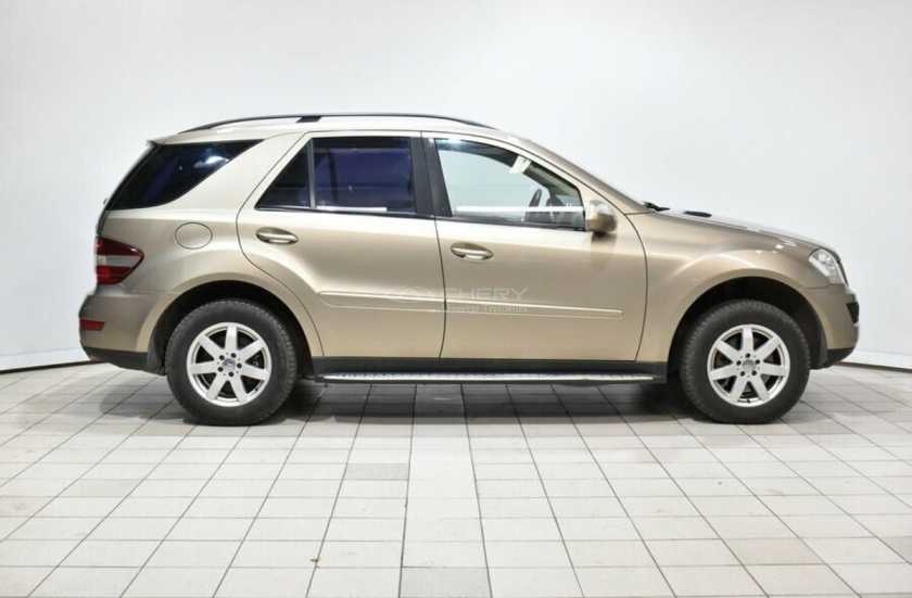 Mercedes-Benz M-Класс