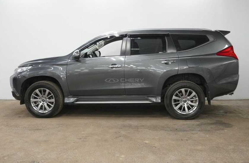 Mitsubishi Pajero Sport