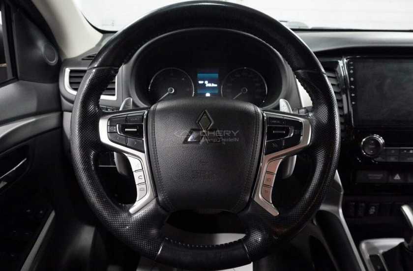 Mitsubishi Pajero Sport