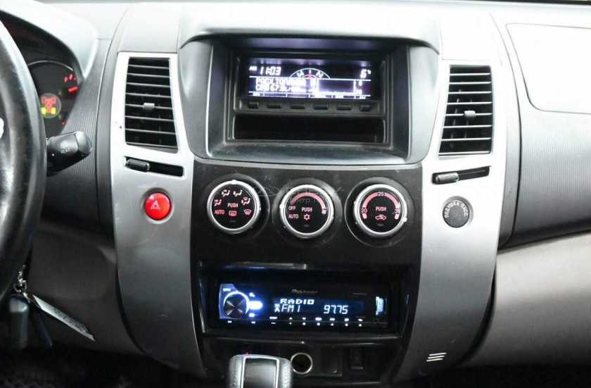 Mitsubishi Pajero Sport