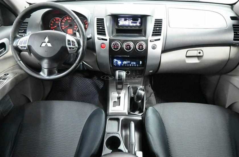 Mitsubishi Pajero Sport