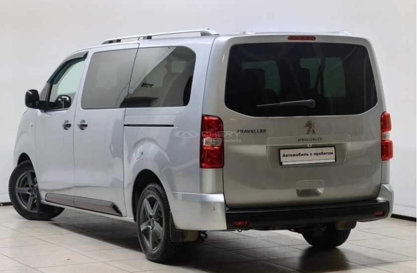 Peugeot Traveller