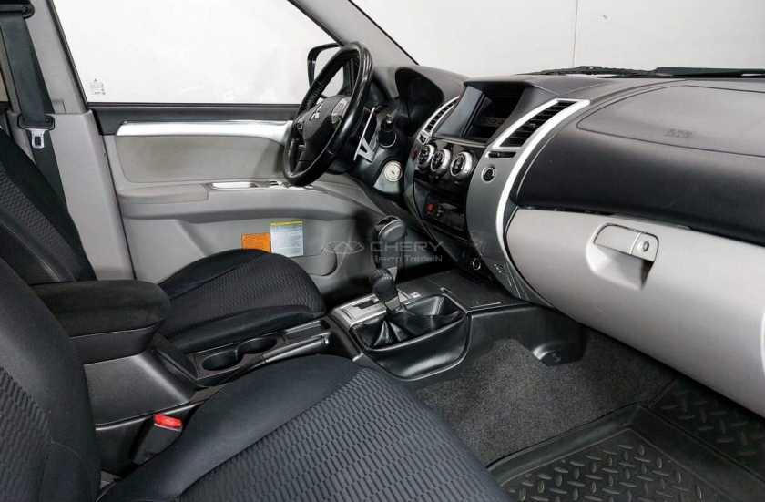 Mitsubishi Pajero Sport