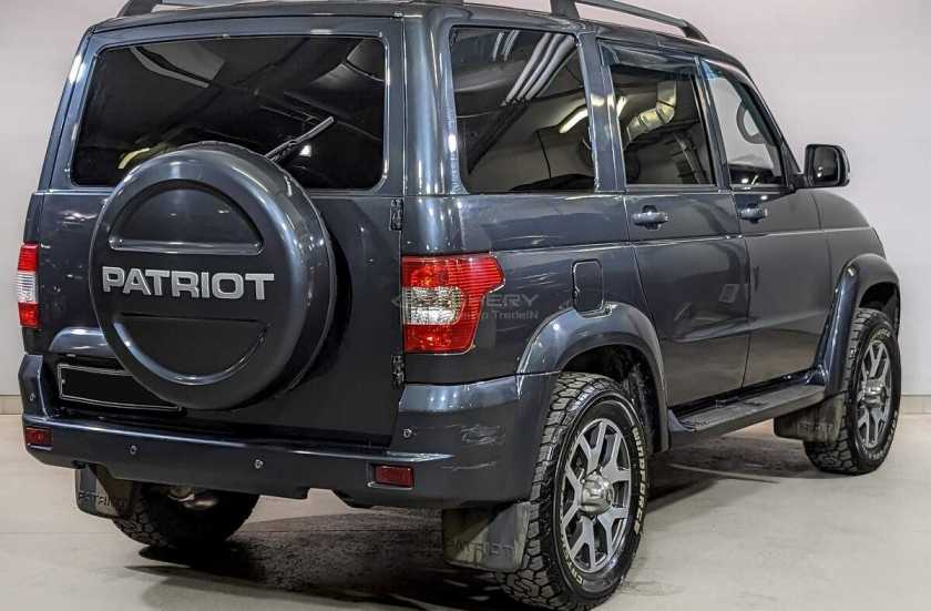 УАЗ Patriot