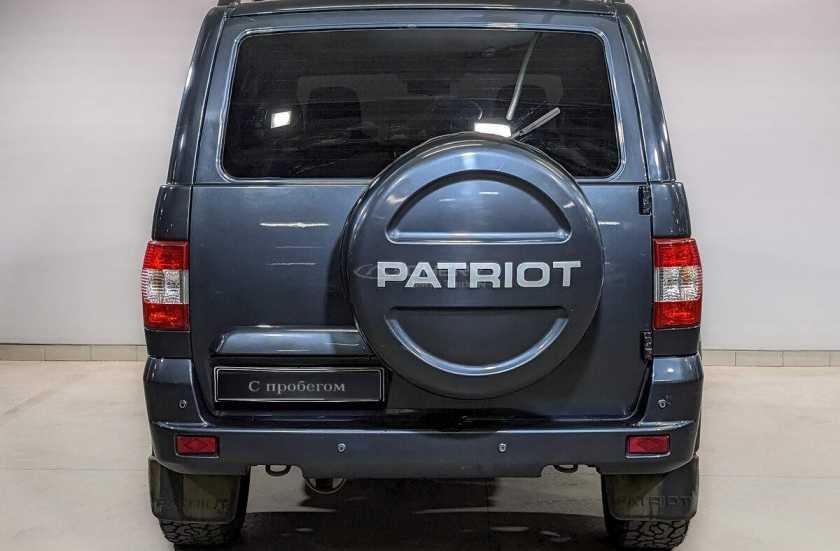 УАЗ Patriot