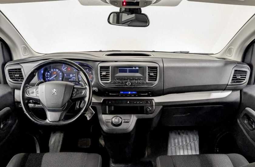 Peugeot Traveller